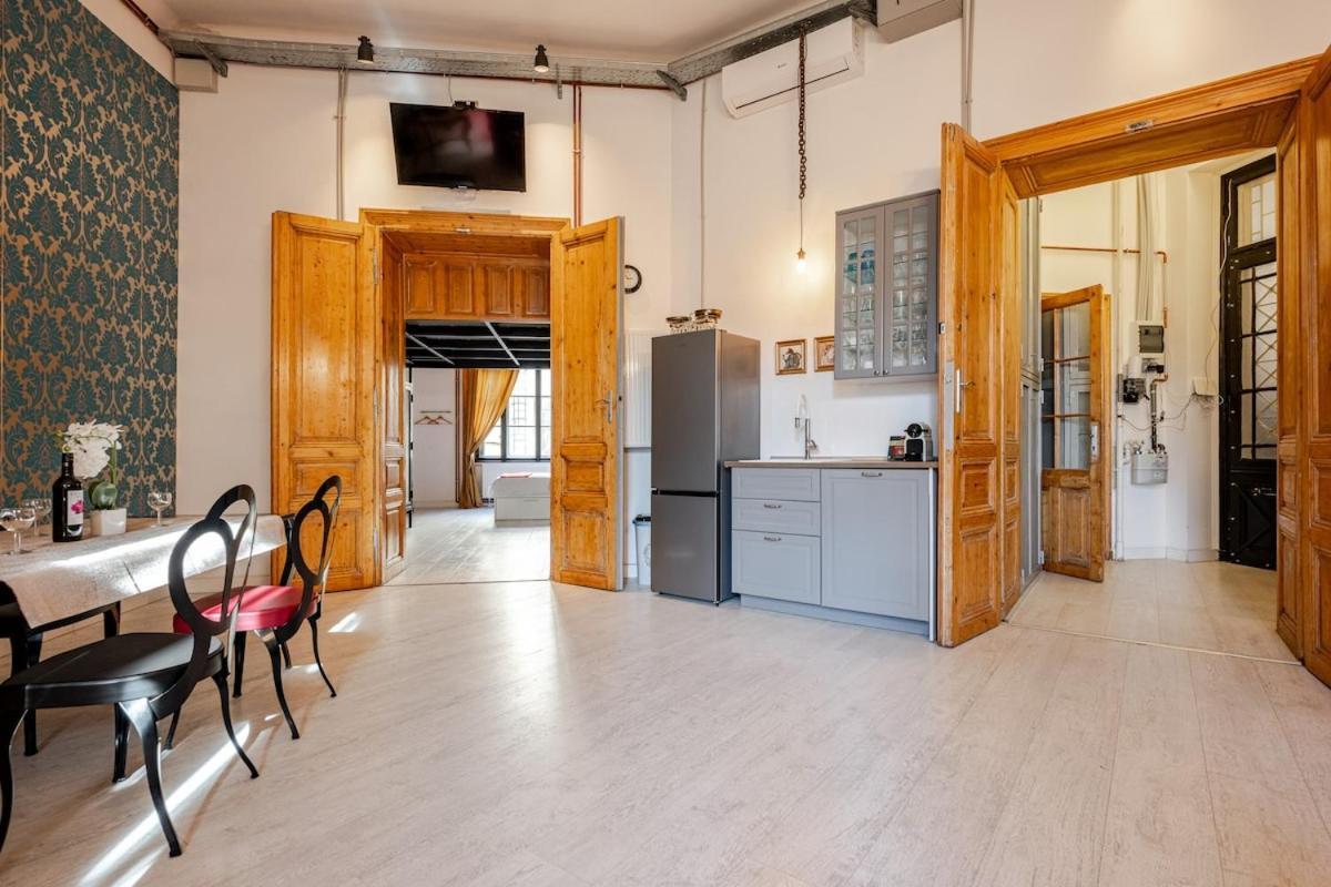 The Address Apartman