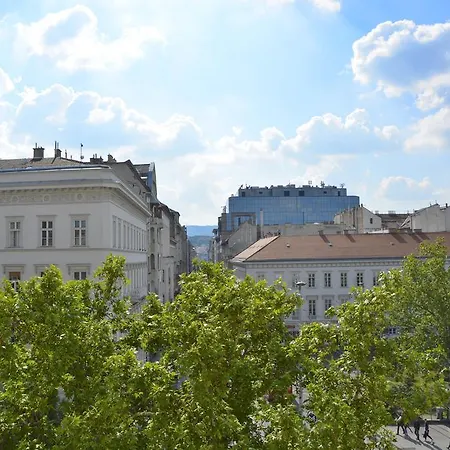 The Address Budapest Kültér fotó